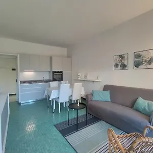https://cristina.hotelitalianriviera.com