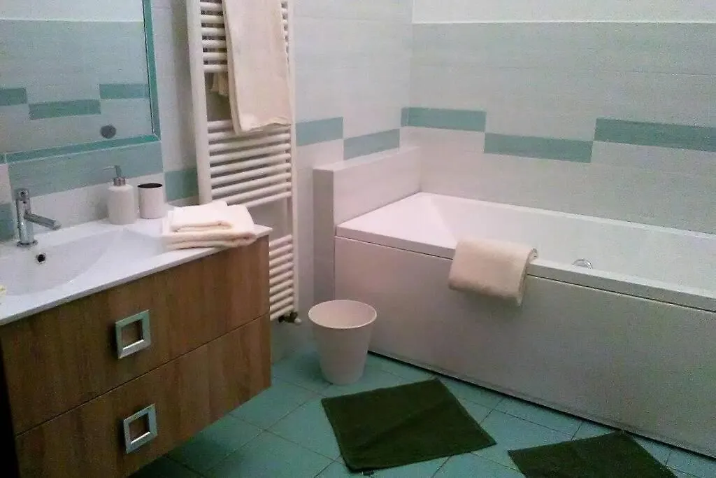 Charming Family Lodge With Private Garage Firenze 0*,