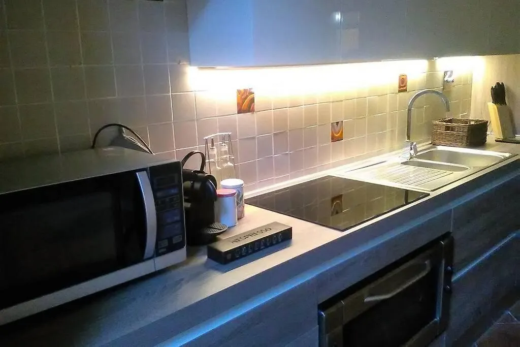 Charming Family Lodge With Private Garage Florence 0*,  Italie
